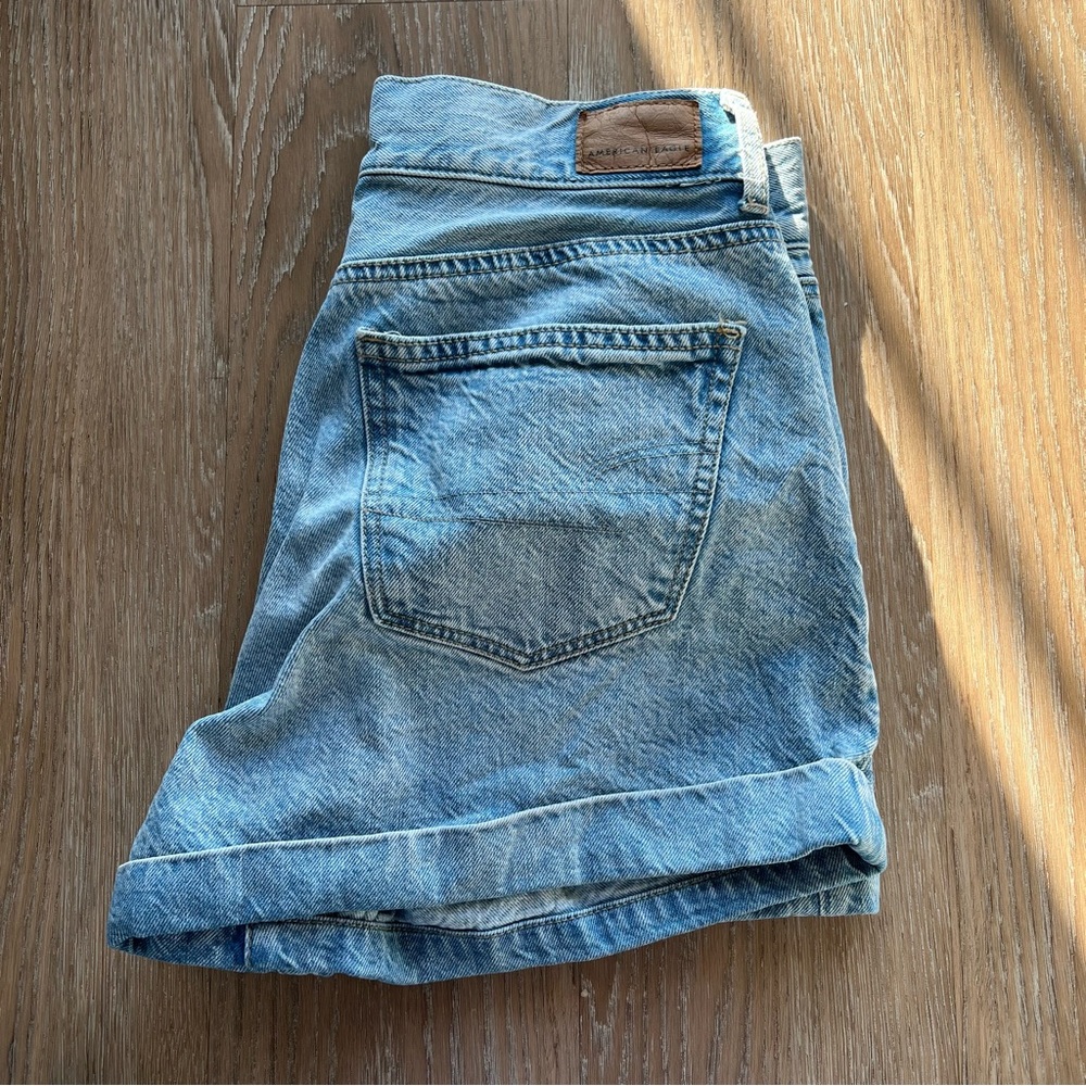 american eagle mom shorts
